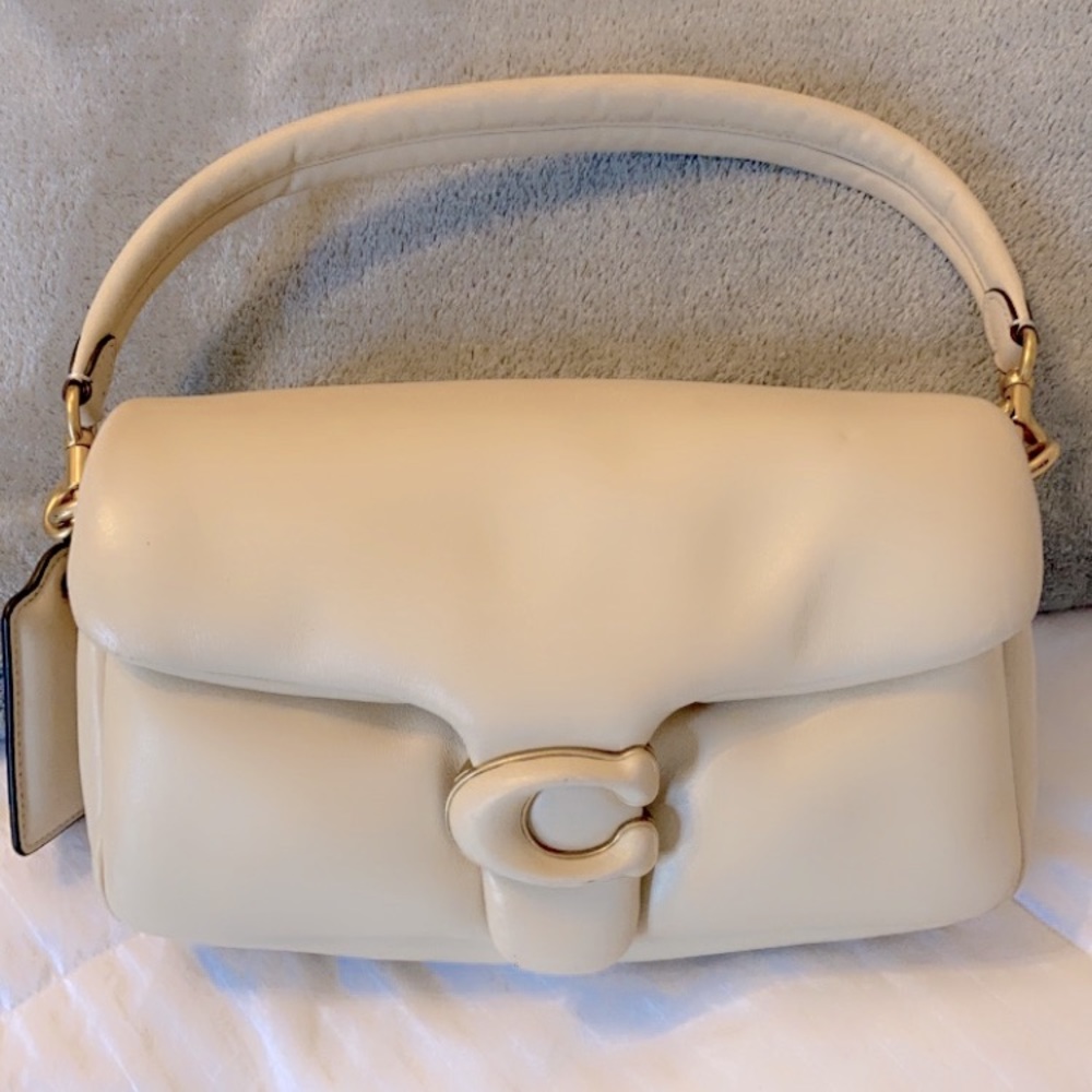 ///// Coach Ivory Pillow Tabby Shoulder Bag ///// Must Have!  Fantastic …